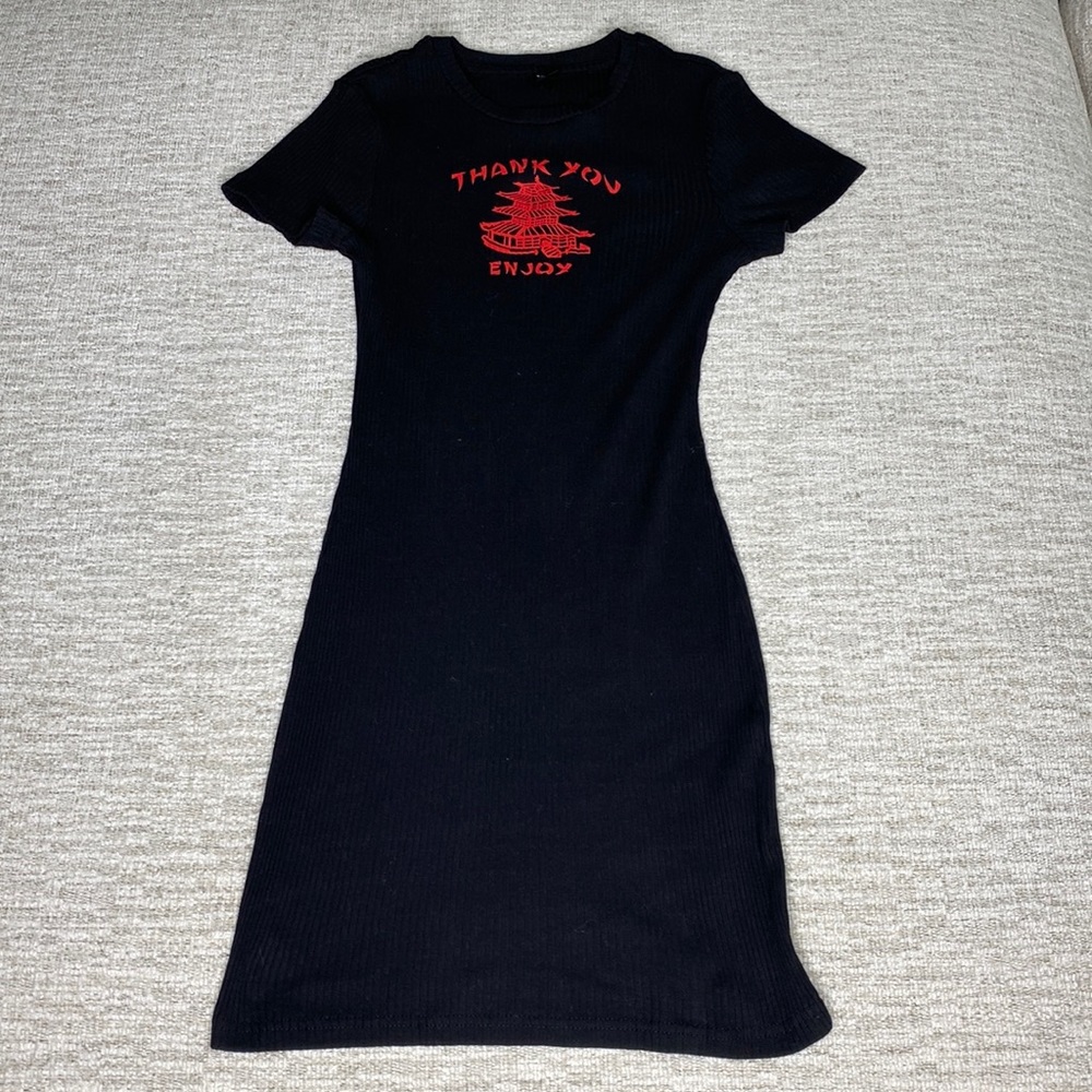 Dress from Shein in SP. Color black with red lettering